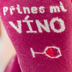Přines víno kotníkové ponožky